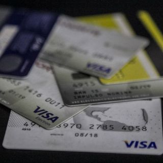 Consignan a tres rumanos por falsificación de tarjetas bancarias