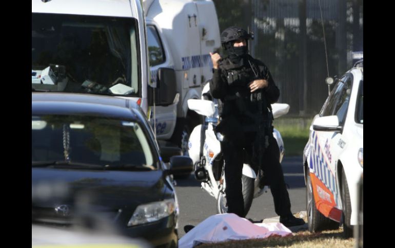 El causante entró armado con un rifle automático al establecimiento y comenzó a disparar. AP / R. Rycroft