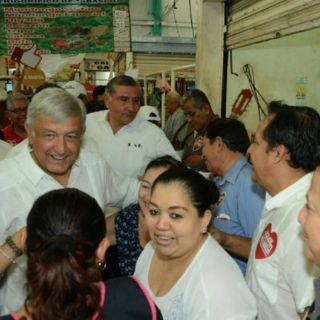 El PRD cambia tarjetas por votos en Tabasco: Morena