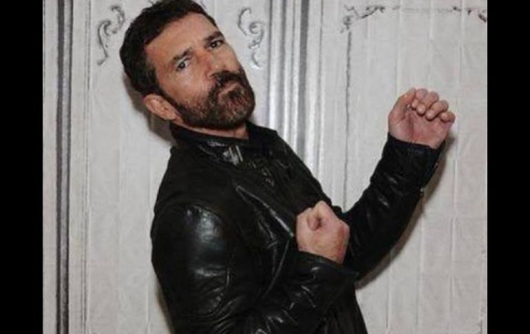 Banderas insistió que la única forma de responderle a Trump es con educación y sin alzar la voz. INSTAGRAM / @antoniobanderasoficial