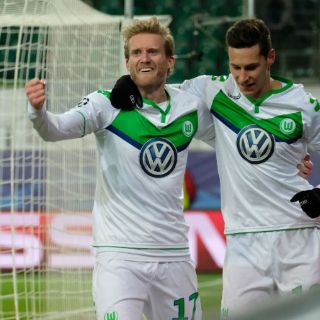 Wolfsburgo avanza a cuartos de Champions