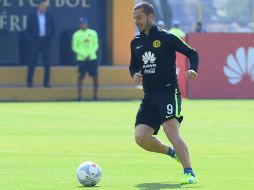 Este martes, el atacante trabajó por separado de sus compañeros, luego que tuvo una recaída de la lesión que sufrió ante Cruz Azul. MEXSPORT / ARCHIVO
