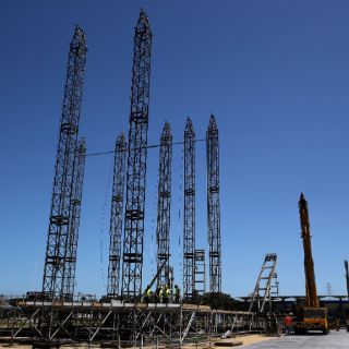 Inician montaje del escenario para Los Rolling Stones en La Habana