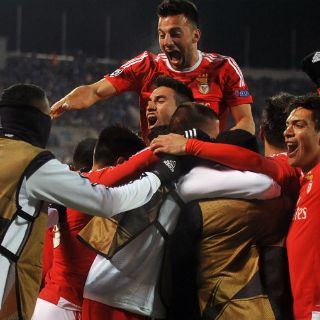 Benfica elimina al Zenit de la Champions