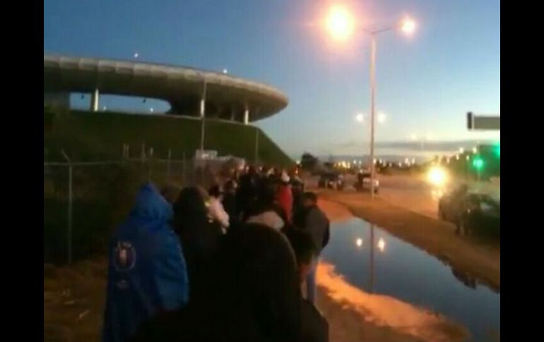 La afición ya espera paciente por una entrada más para el gran juego. TWITTER / @mario_rgz