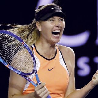 Patrocinador de raqueta respalda a Sharapova
