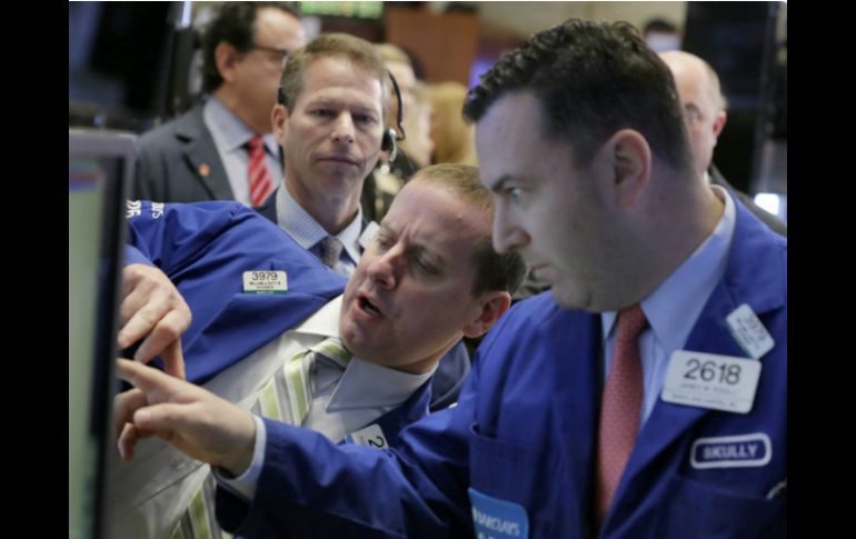 La Bolsa de Valores de NY tiene ganancias, luego de la decisión del BCE de bajar sus tasas de interés. AP / ARCHIVO