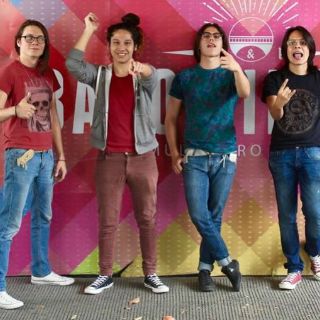 Rey Apache rumbo al norte