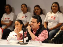 El gobernador Aristóteles Sandoval anunció que 35% de los empleos que se han generado en Jalisco son para mujeres. FACEBOOK / jaristoteles.sandoval