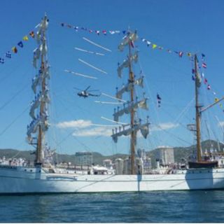 La Marina despide a buque-escuela 'Cuauhtémoc'