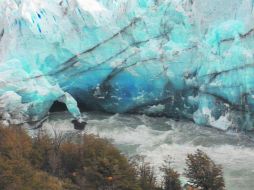 Maravilla. La fractura del glaciar Perito Moreno sorprendió a miles de turistas que visitan la región de la Patagonia. EFE /