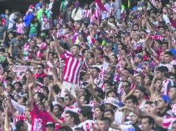 En el recién renombrado Estadio Chivas se presentará el lleno gracias al apoyo de la afición rojiblanca que agotó los boletos. EL INFORMADOR / R. Tamayo