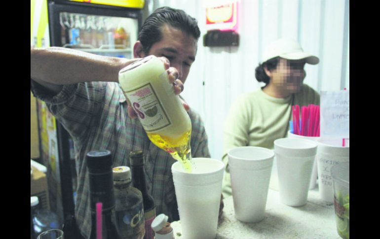 Afectaciones. El alcoholismo es una enfermedad que ocurre en todos los estratos sociales. EL INFORMADOR /