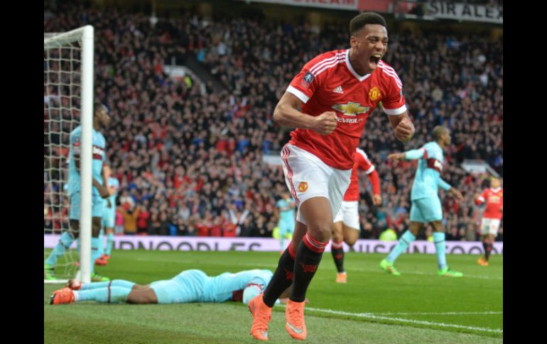 Anthony Martial evitó un nuevo fracaso de los Red Devils. AFP / P. Ellis