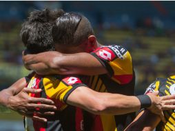 Pese a la ventaja que llevaban los Melenudos, el partido se complicó en el segundo tiempo. MEXSPORT / ARCHIVO