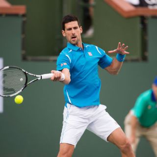 Novak Djokovic y Serena Williams avanzan en Indian Wells