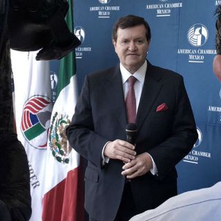 Doce firmas de EU estarían interesadas en instalar gasolineras en México