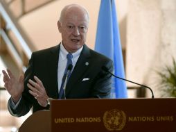 Staffan de Mistura, enviado especial de la ONU, se congratuló con el anuncio de Vladimir Putin. AFP / P. Desmazes
