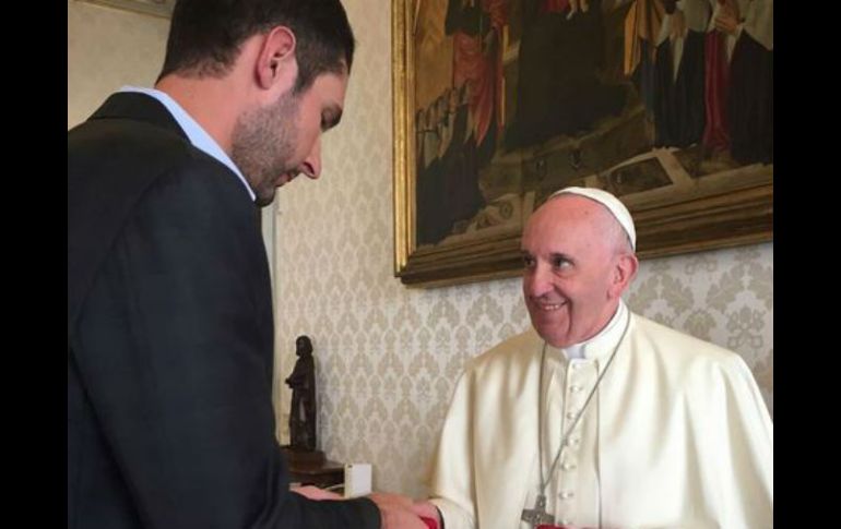 El Pontífice se reunió en días pasados con el consejero delegado de Instagram, Kevin Systrom. TWITTER / kevin