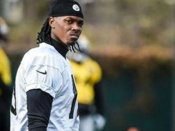 Bryant tiene 76 recepciones para mil 314 yardas y 14 touchdowns en 21 juegos de temporada regular en la NFL. TWITTER / @ThaBestUNO