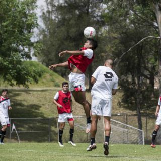 'Travieso' Guzmán cambiará su once titular