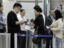 El último grupo de 93 cubanos, de los miles que quedaron varados en Costa Rica, salió vía aérea ayer, martes, rumbo a Nuevo Laredo. EFE / ARCHIVO