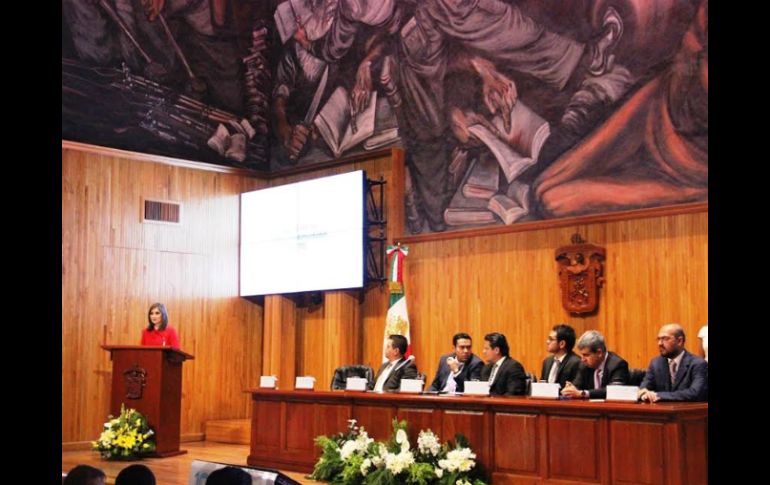 Cantero informó que en 2015 el Itei resolvió 812 quejas de gente que se inconformó porque no les entregaron información. ESPECIAL / Itei