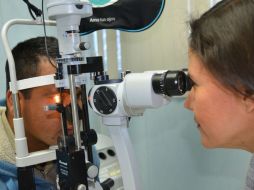 Recomiendan acudir de manera directa con un especialista del área de la oftalmología. NTX / ARCHIVO