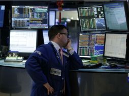 El barril de Texas, de referencia en EU cerró por primera vez en lo que va de año por encima de 40 dólares. EFE / ARCHIVO