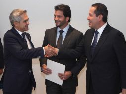 En conferencia de prensa, el titular de la Semarnat estuvo acompañado por Miguel Ángel Mancera y Eruviel Ávila. SUN / P. Sánchez