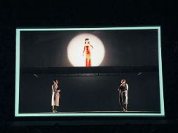 La obra ofrece un montaje donde las luces y perspectivas juegan un papel clave. ESPECIAL / Teatro Diana