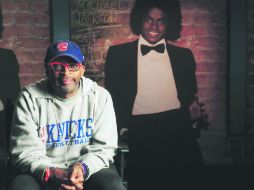 'Michael Jackson: Del motown al off the wall', está conformado por entrevistas y material de archivo. ESPECIAL /