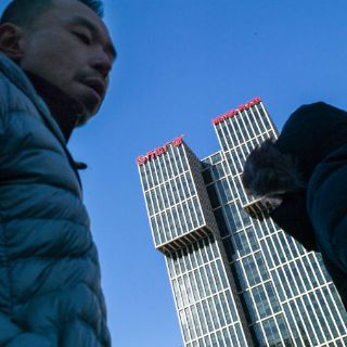 La FIFA firma a patrocinador chino vinculado a Blatter