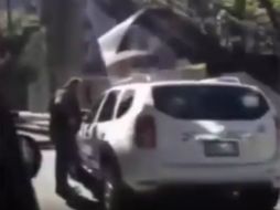 El hombre era escolta de un empresario y se hizo ''famoso'' por un video que lo exhibe golpeando a un chofer de Uber. YOUTUBE / WorldWideTVGNews