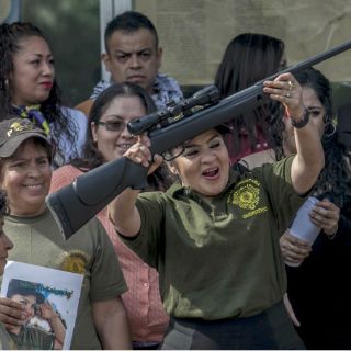 Salgado anuncia lucha por la libertad de presos políticos