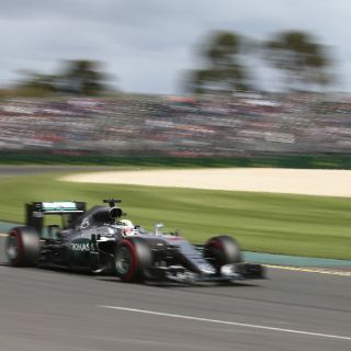 Hamilton saldrá desde la 'pole' en Australia