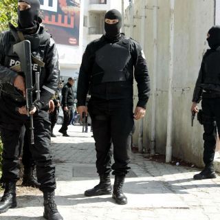 Arrestan a un imam y tres radicales takfiries en Túnez