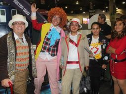 Llegan vestidos como los protagonistas de la popular serie. NTX / ARCHIVO