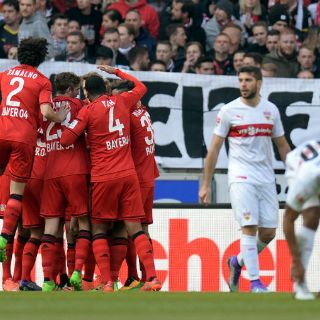 Bayer Leverkusen domina al Stuttgart