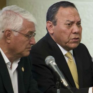 Zambrano llama al Congreso hacer historia