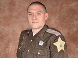 El agente Carl Koontz murió en un hospital en Indianápolis. AP / Indiana State Police