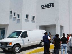 El cadáver fue llevado para hacerle la necropsia para determinar las causas del desceso SUN / ARCHIVO