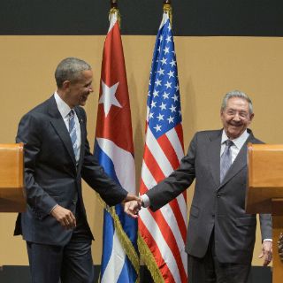 EU y Cuba discrepan sobre definición de 'prisioneros políticos'