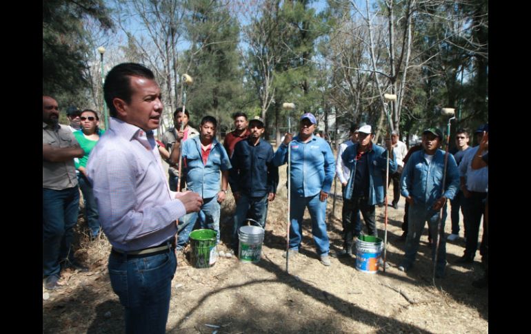 En su visita al Cerro del Tesoro, Pablo Lemus dijo que la propuesta se subiría al pleno la primera semana de abril. ESPECIAL / Gobierno de Zapopan