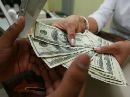 Prevén que durante la sesión, el tipo de cambio cotice entre 17.35 y 17.60 pesos. EL INFORMADOR / ARCHIVO