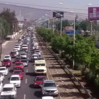 Tapatíos colman carreteras de salida por Semana Santa