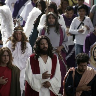 Inicia recorrido por los ocho barrios de Iztapalapa