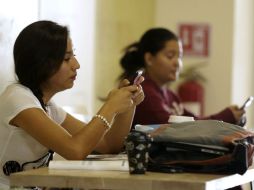 Aseguró que la proximidad y el contacto físico libera sustancias químicas en el cerebro que provocan felicidad. NTX / ARCHIVO