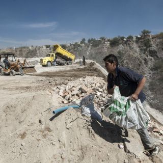 Avanza parque con escombros de L3