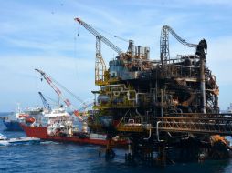 El pasivo de Pemex llegó a 147 mil millones de pesos en 2016. AP / ARCHIVO